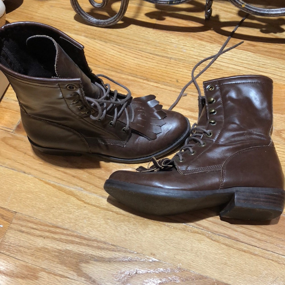 Brown lace  up boots